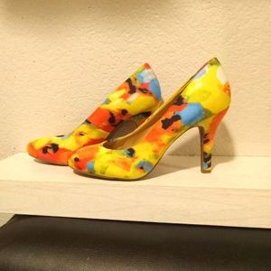 Kelly & Katie Rainbow Tie-Dye High Heels Size 8.5
